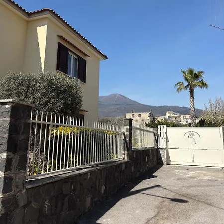 Дом отдыха Manzo Relais -pompei Vesuvius Boscotrecase